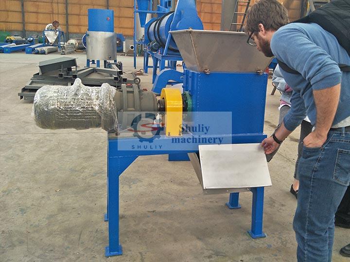 Iraq customer visiting for fish meal machine