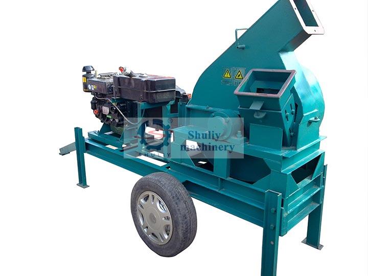 movable wood chipper machine