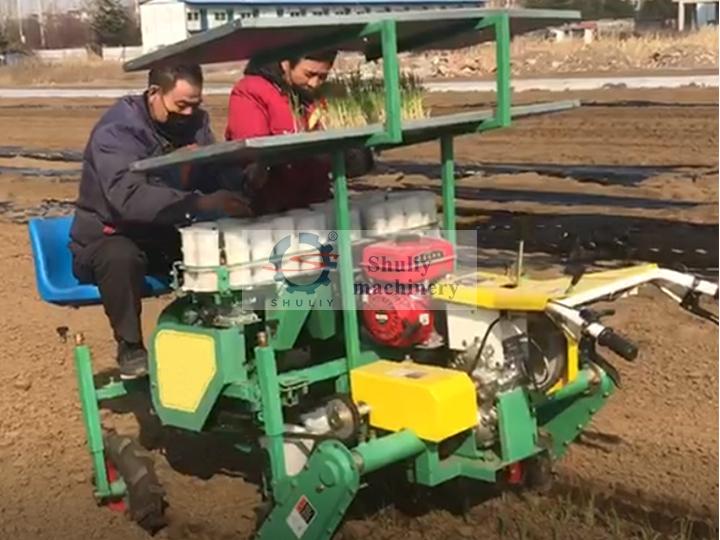 transplanter machine