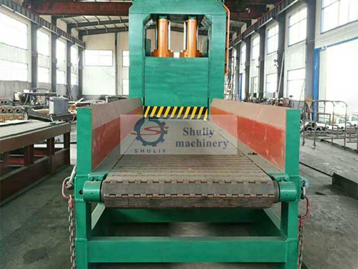 waste metal shear with feeding conveyor