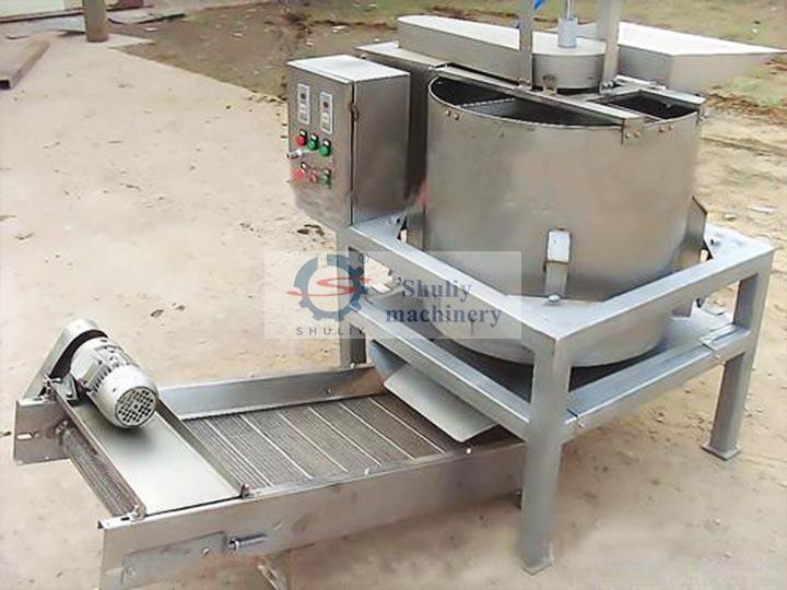 Deoiling dewatering machine