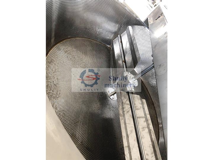 Tipping bucket frying machine