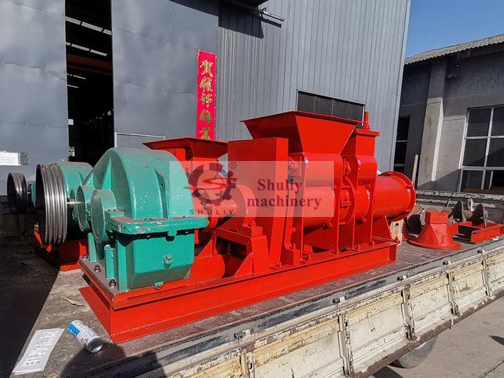 Vacuum clay brick making machine2