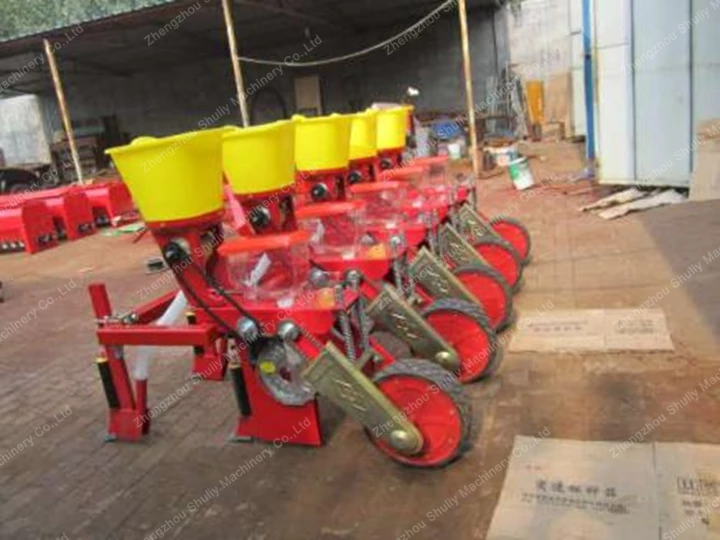 5-row corn seeder